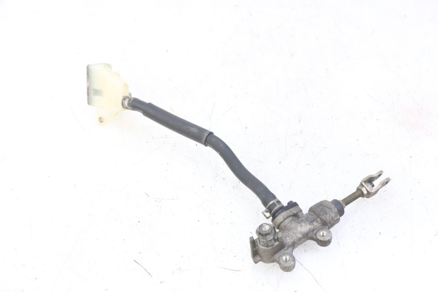 photo de REAR BRAKE MASTER CYLINDER SUZUKI GS GSE 500 (2001 - 2003) - Product overview