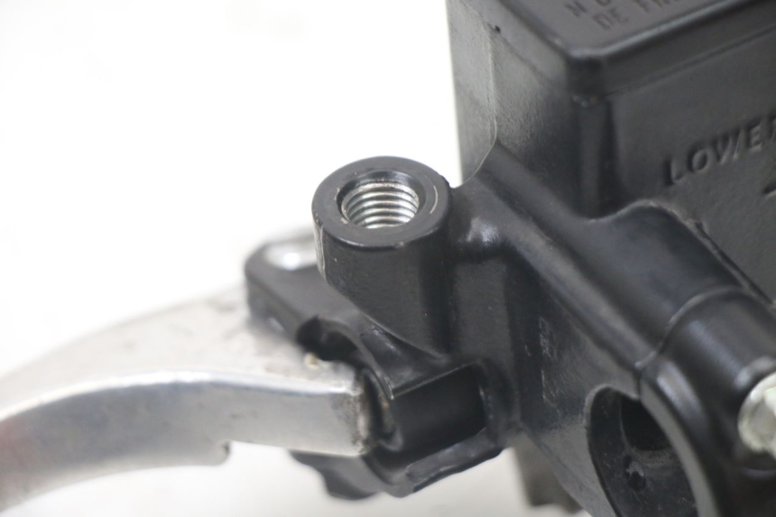 photo de REAR BRAKE MASTER CYLINDER HONDA SH i 300 (2015 - 2020) - Technical close-up