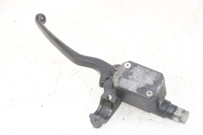 photo de REAR BRAKE MASTER CYLINDER PIAGGIO IE MP3 YOURBAN 300 (2011 - 2016) - Alternative perspective