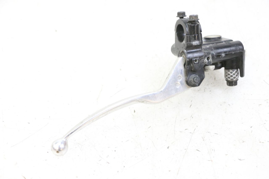 photo de REAR BRAKE MASTER CYLINDER SYM JOYMAX 125 (2010 - 2017) - Technical close-up
