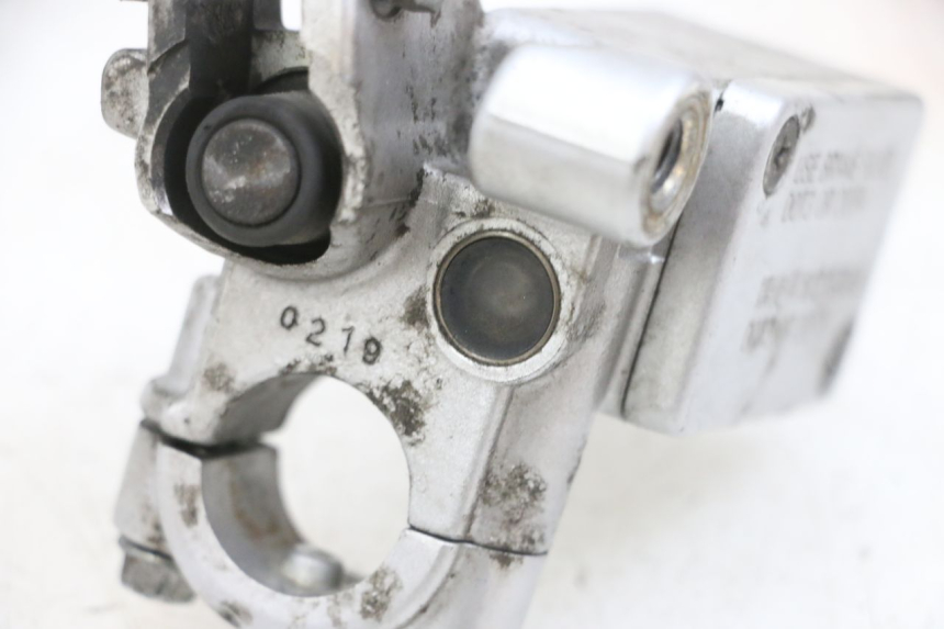 photo de REAR BRAKE MASTER CYLINDER KYMCO LIKE 125 (2009 - 2016) - Zoom on usage condition