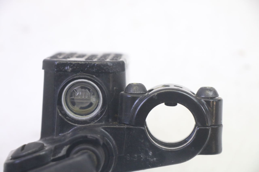 photo de REAR BRAKE MASTER CYLINDER PIAGGIO MP3 HPE 350 (2018 - 2020) - Technical close-up