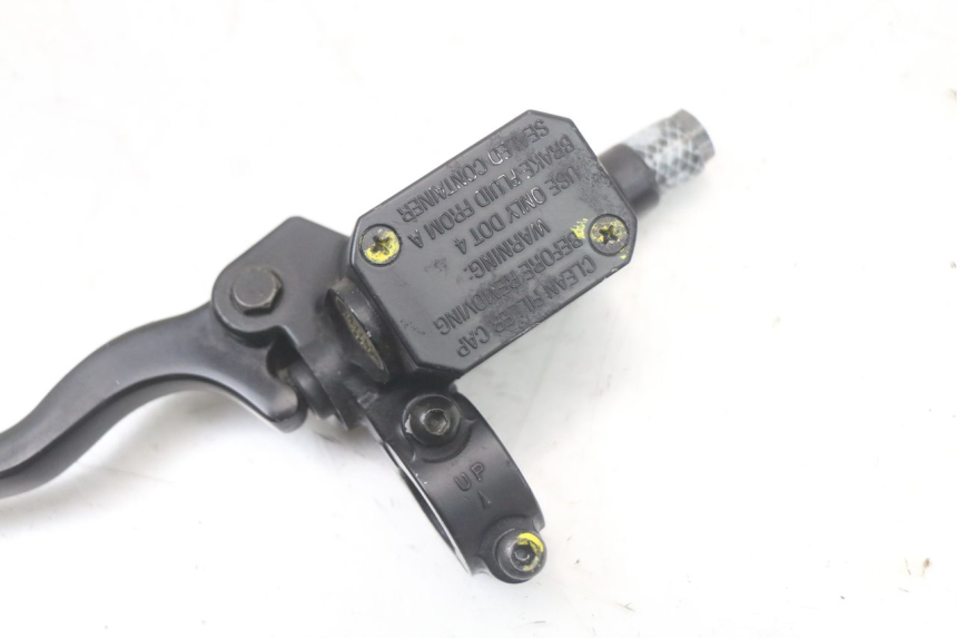 photo de REAR BRAKE MASTER CYLINDER PIAGGIO MP3 LT 400 (2007 - 2012) - Zoom on usage condition