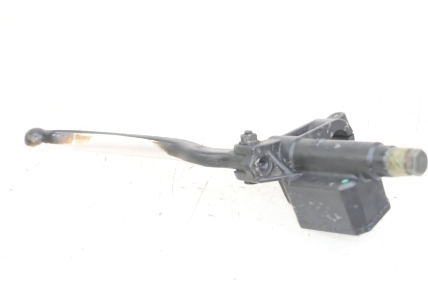 photo de REAR BRAKE MASTER CYLINDER PIAGGIO MP3 LT 300 (2010 - 2016) - Zoom on usage condition
