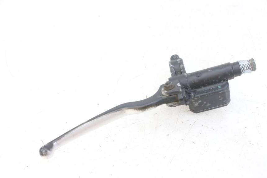 photo de REAR BRAKE MASTER CYLINDER PIAGGIO MP3 LT 300 (2010 - 2016) - Alternative perspective