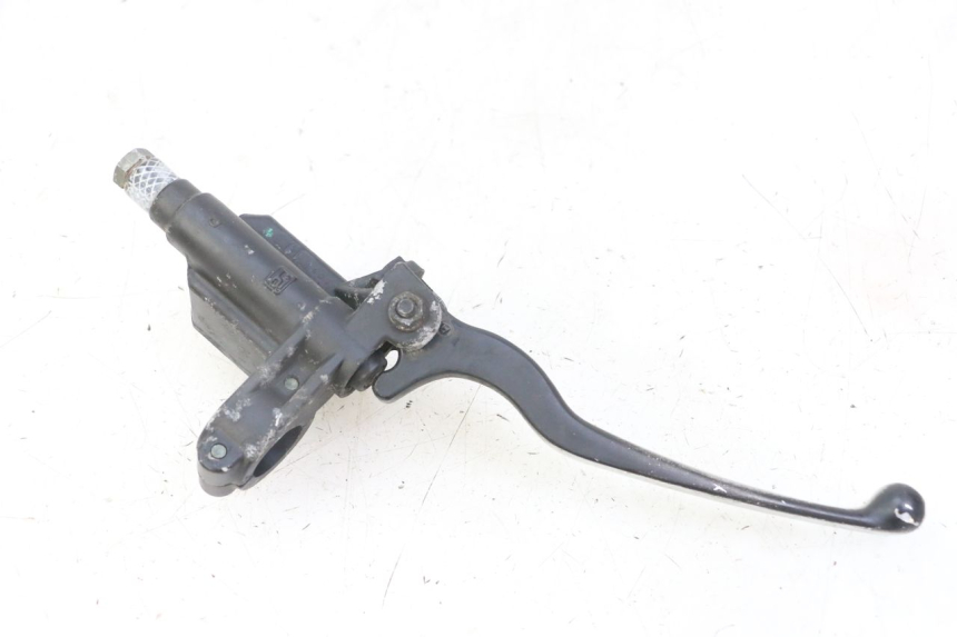 photo de REAR BRAKE MASTER CYLINDER PIAGGIO MP3 LT 300 (2010 - 2016) - Technical close-up