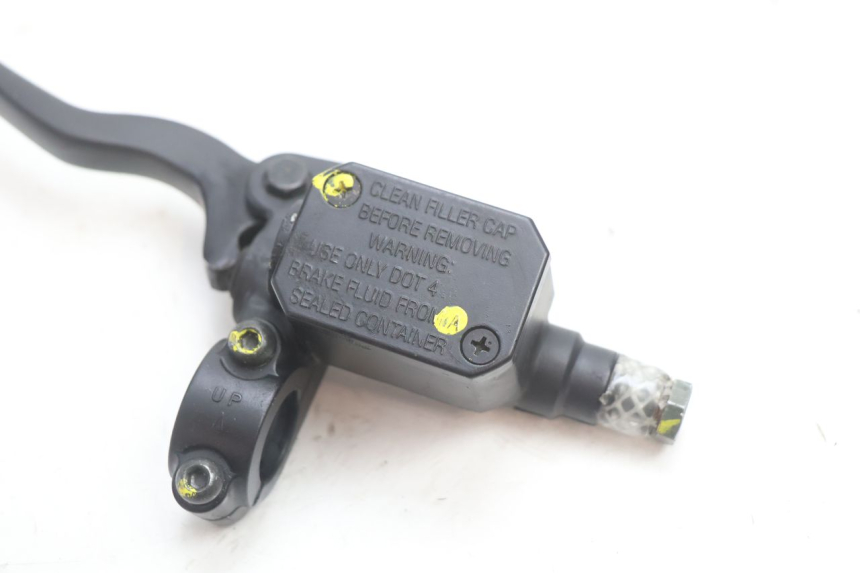 photo de REAR BRAKE MASTER CYLINDER PIAGGIO MP3 LT 400 (2007 - 2012) - Zoom on usage condition