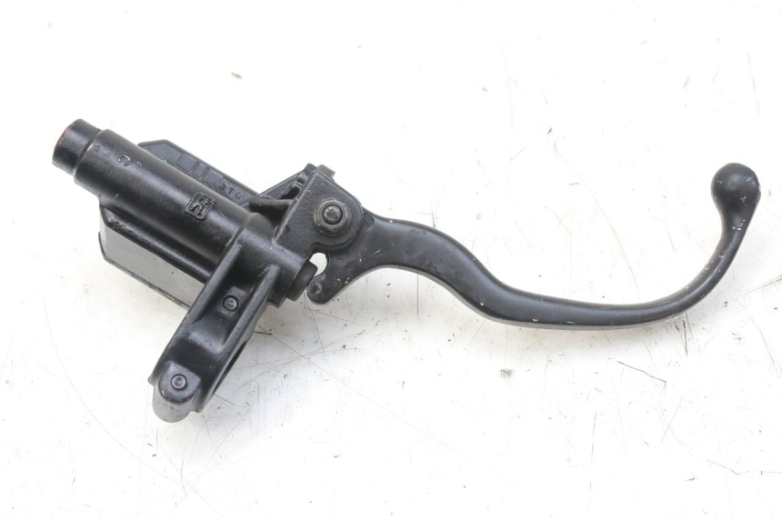 photo de REAR BRAKE MASTER CYLINDER PIAGGIO MP3 RL 250 (2006 - 2010) - Technical close-up