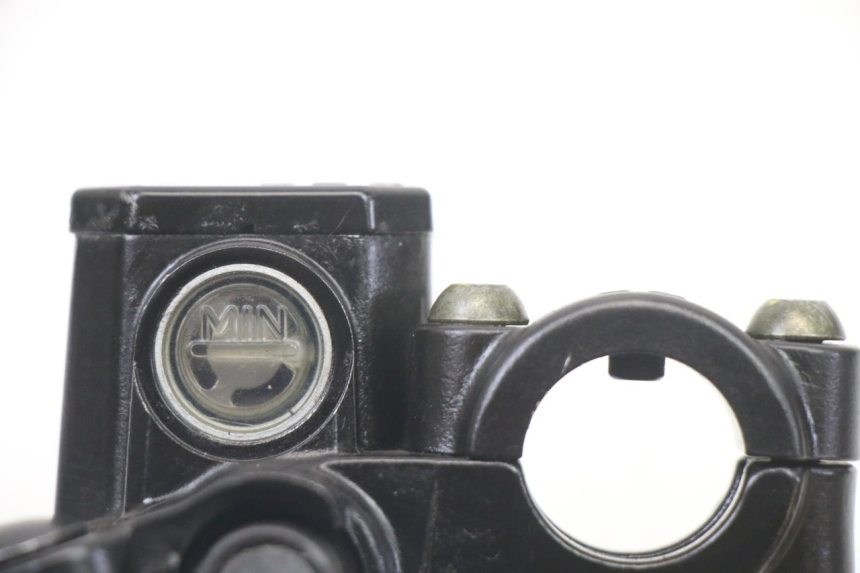 photo de REAR BRAKE MASTER CYLINDER PIAGGIO MP3 500 (2014 - 2017) - Alternative perspective