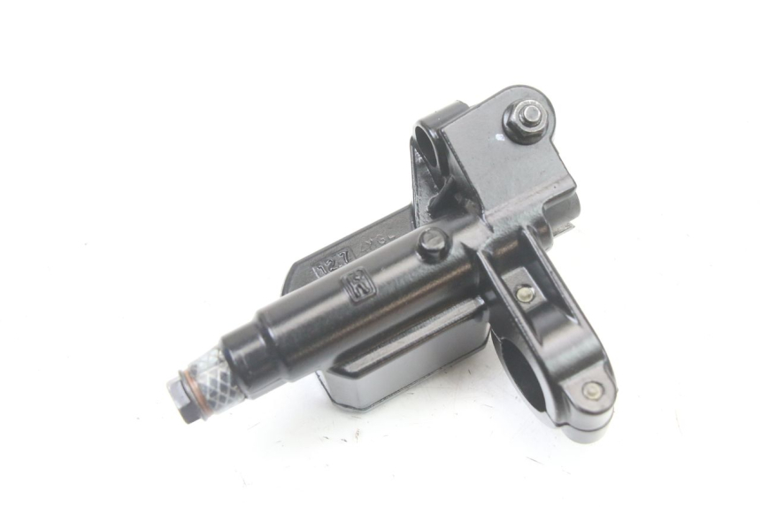 photo de REAR BRAKE MASTER CYLINDER PIAGGIO MP3 500 (2014 - 2017) - Technical close-up