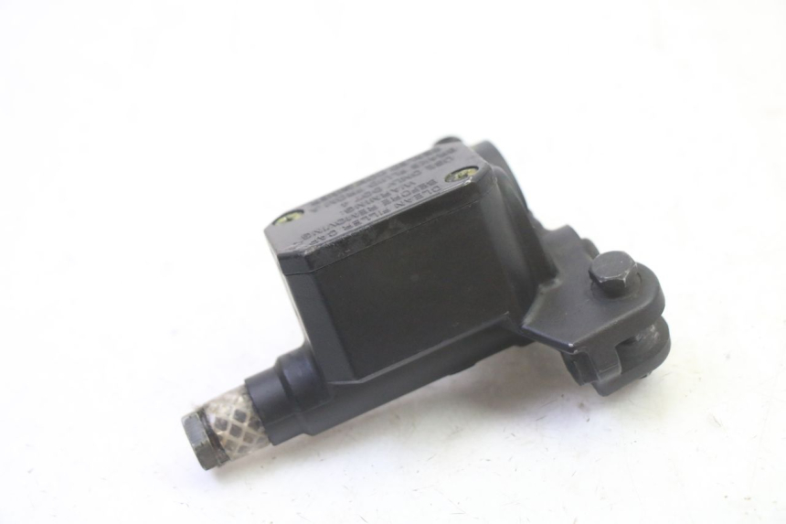 photo de REAR BRAKE MASTER CYLINDER PIAGGIO MP3 125 (2006 - 2014) - Alternative perspective