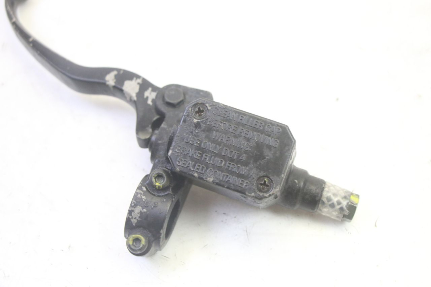 photo de REAR BRAKE MASTER CYLINDER PIAGGIO MP3 RL 250 (2006 - 2010) - Zoom on usage condition