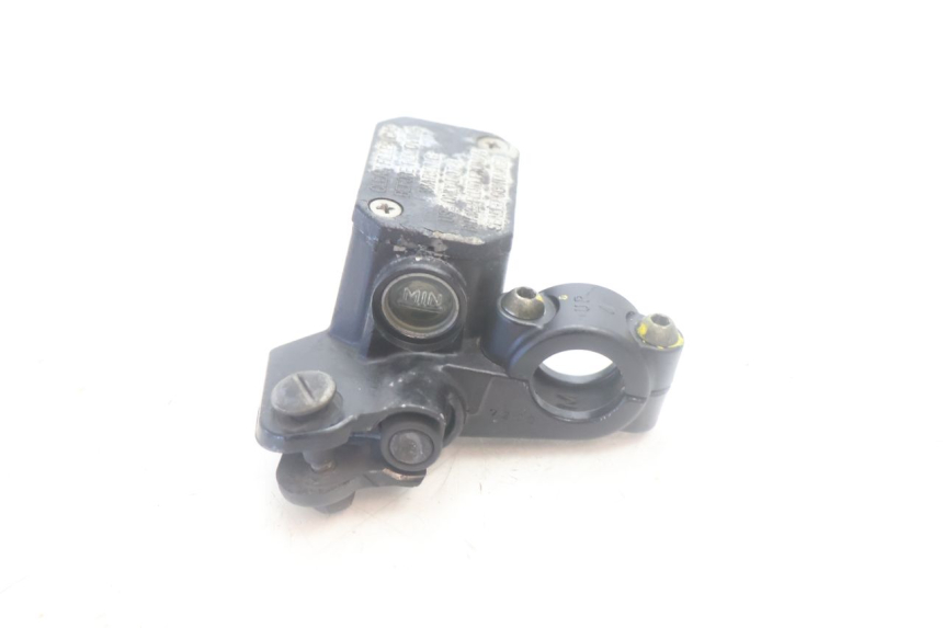photo de REAR BRAKE MASTER CYLINDER PIAGGIO MP3 500 (2016 - 2018) - Zoom on usage condition