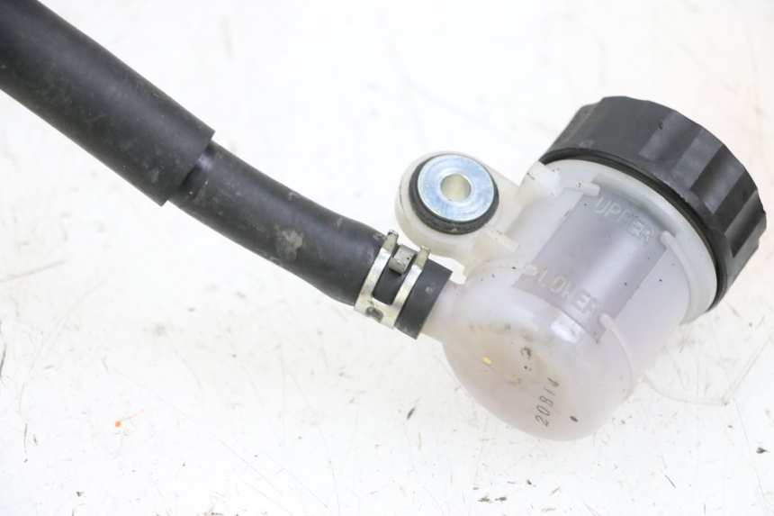 photo de REAR BRAKE MASTER CYLINDER YAMAHA MT-07 MT07 ABS 700 (2018 - 2020) - Alternative perspective