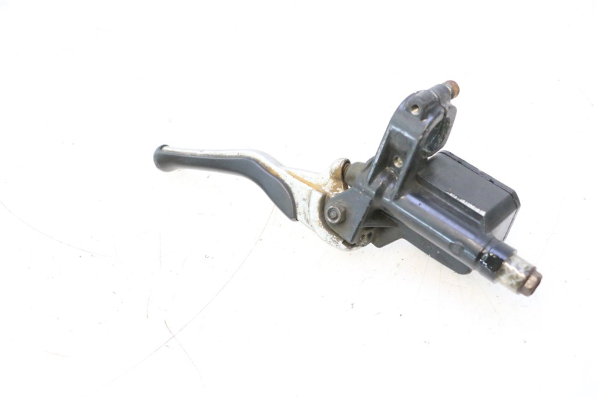 photo de REAR BRAKE MASTER CYLINDER MBK NITRO 50 (2004 - 2008) - Alternative perspective