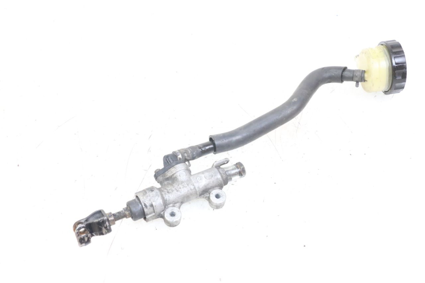 photo de REAR BRAKE MASTER CYLINDER HONDA NTV DEAUVILLE 650 (1998 - 2001) - Product overview