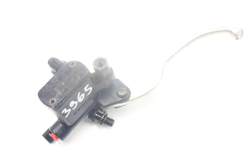 photo de REAR BRAKE MASTER CYLINDER KYMCO PEOPLE 250 (2004 - 2008) - Surface and material condition