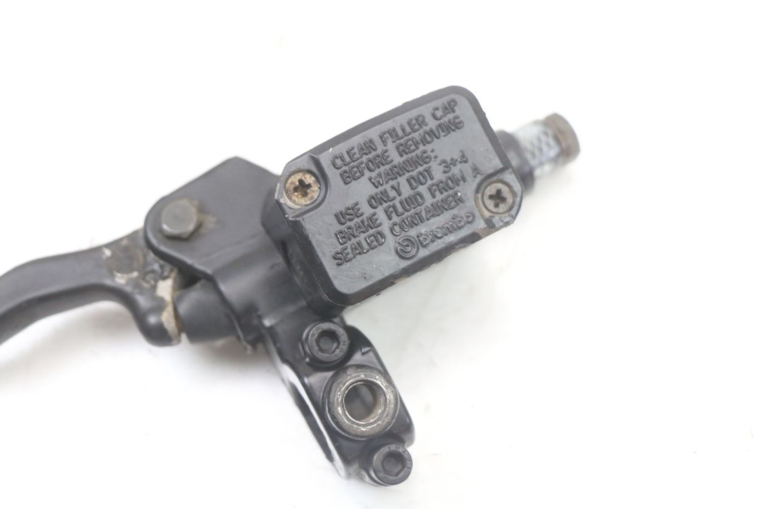 photo de REAR BRAKE MASTER CYLINDER PIAGGIO BEVERLY 125 (1998 - 2005) - Zoom on usage condition