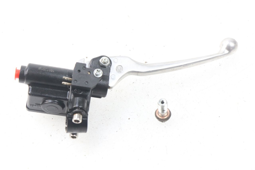 photo de REAR BRAKE MASTER CYLINDER RED ELECTRIC RED E PRO 1 (2017 - 2019) - Zoom on usage condition