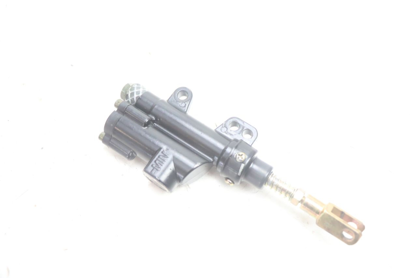 photo de REAR BRAKE MASTER CYLINDER APOLLO RFZ 150 - Main view