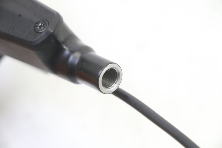 photo de REAR BRAKE MASTER CYLINDER HERO S10 1 - Alternative perspective