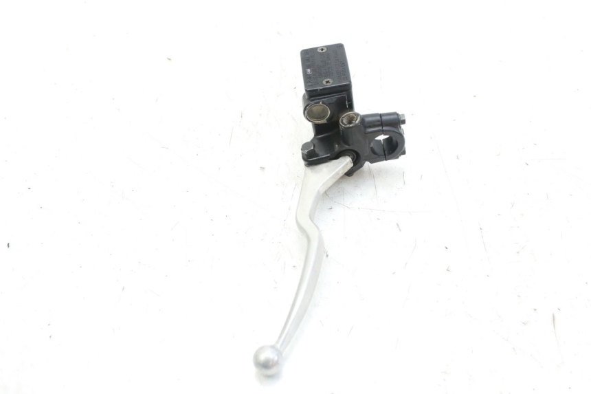 photo de REAR BRAKE MASTER CYLINDER PEUGEOT SATELIS 125 (2010 - 2012) - Alternative perspective