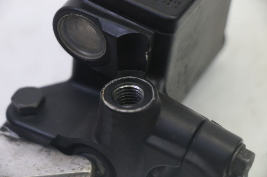 photo de REAR BRAKE MASTER CYLINDER PEUGEOT SATELIS 125 (2010 - 2012) - Product overview