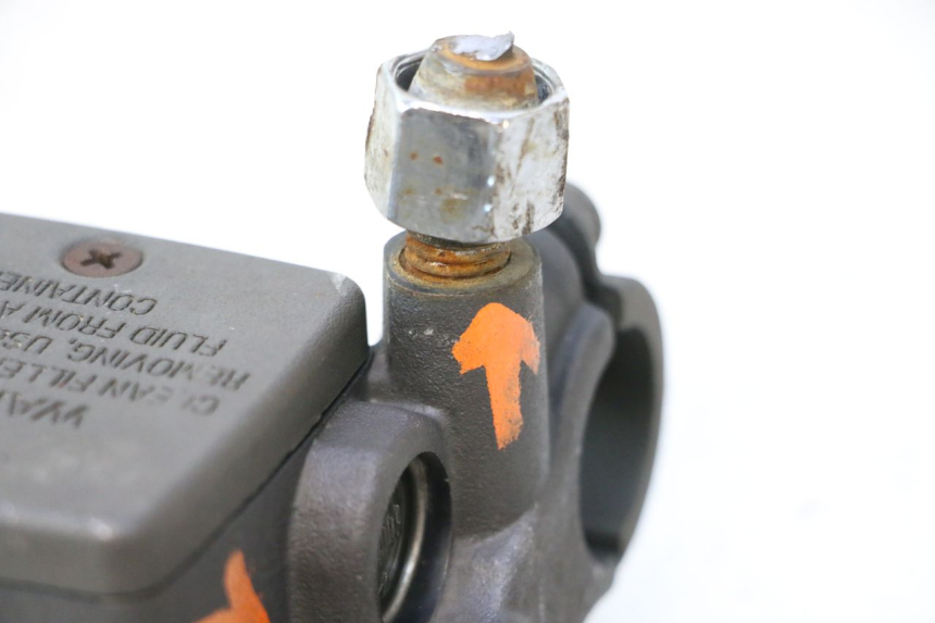photo de REAR BRAKE MASTER CYLINDER PEUGEOT SATELIS 125 (2006 - 2009) - Surface and material condition