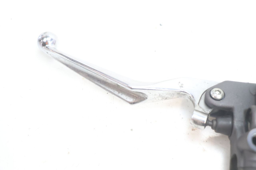 photo de REAR BRAKE MASTER CYLINDER PEUGEOT SATELIS 125 (2006 - 2009) - Component detail