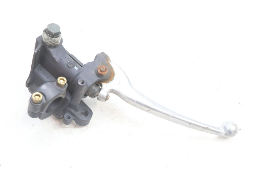 photo de REAR BRAKE MASTER CYLINDER APRILIA SCARABEO GT 125 (1999 - 2007) - Fixing points details