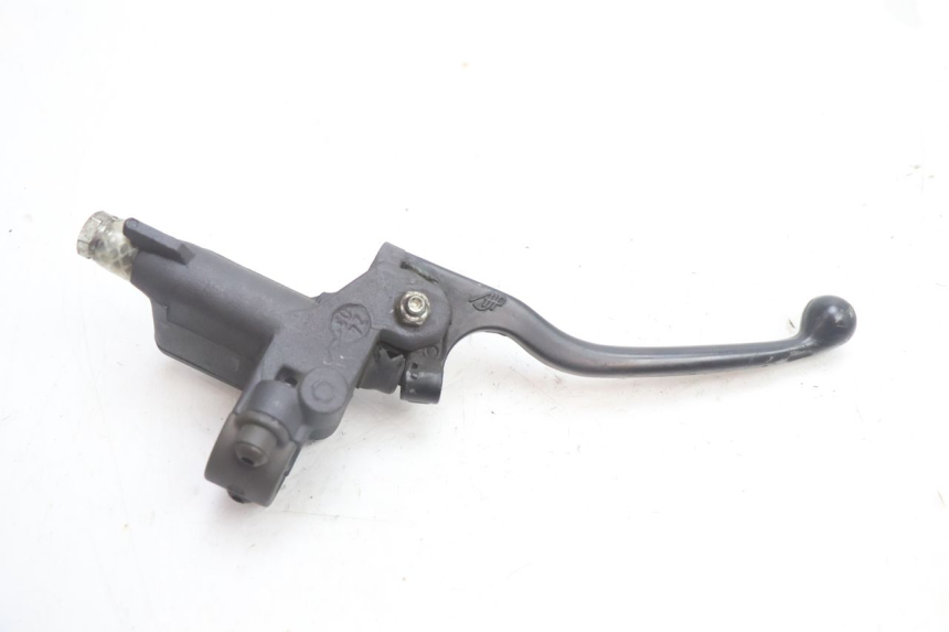 photo de REAR BRAKE MASTER CYLINDER PEUGEOT SPEEDFIGHT 2 AC 50 (2000 - 2009) - Fixing points details