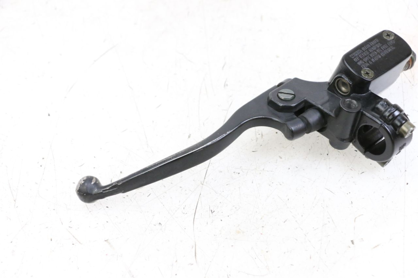 photo de REAR BRAKE MASTER CYLINDER PEUGEOT SPEEDFIGHT 4 2T 50 (2015 - 2019) - Fixing points details