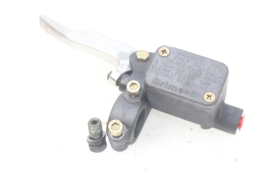 photo de REAR BRAKE MASTER CYLINDER APRILIA SR LC 50 (1997 - 2004) - Technical close-up