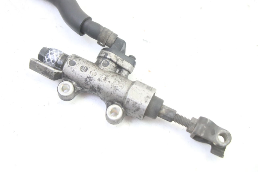 photo de REAR BRAKE MASTER CYLINDER HONDA ST PAN EUROPEAN 1300 (2002 - 2013) - Surface and material condition