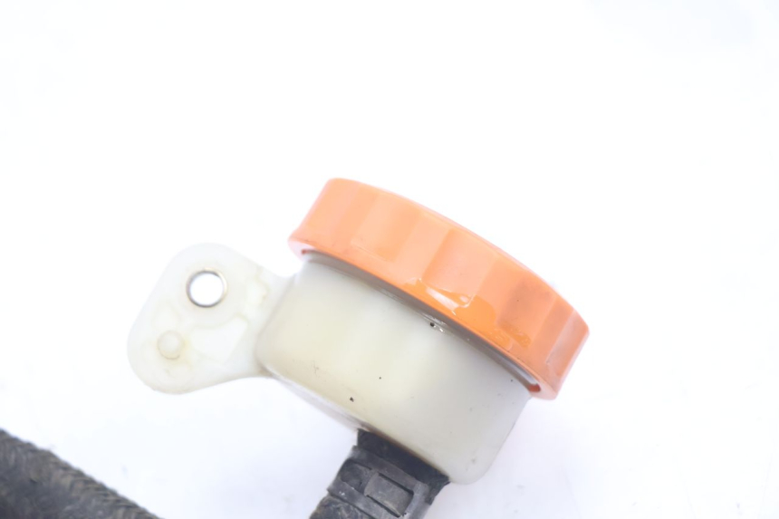 photo de REAR BRAKE MASTER CYLINDER HONDA ST PAN EUROPEAN 1100 (1990 - 2002) - Fixing points details