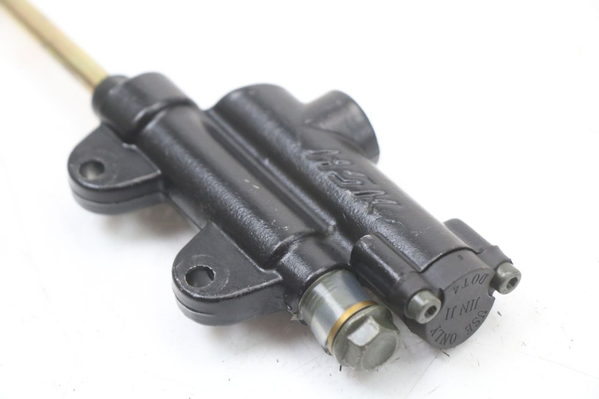 photo de REAR BRAKE MASTER CYLINDER MINI MX SX 125 - Alternative perspective