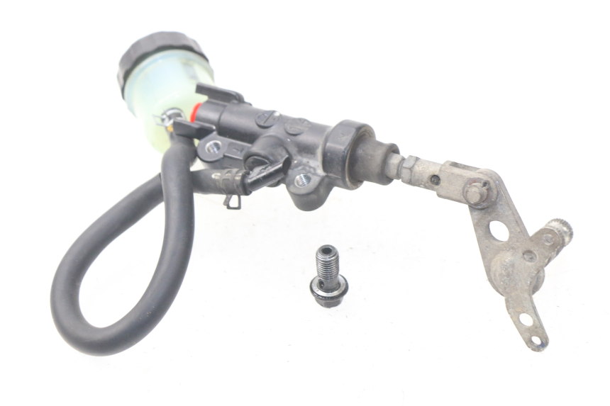 photo de REAR BRAKE MASTER CYLINDER YAMAHA TDM ABS 900 (2002 - 2014) - Component detail