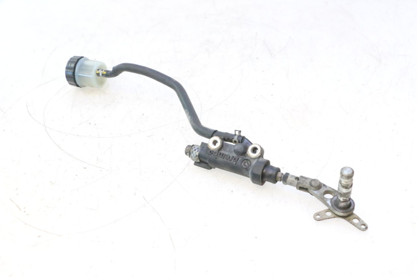 photo de REAR BRAKE MASTER CYLINDER YAMAHA TDM ABS 900 (2002 - 2014) - Technical close-up