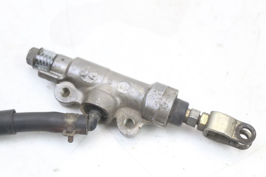 photo de REAR BRAKE MASTER CYLINDER YAMAHA TDR DELTABOX 125 (1997 - 2003) - Fixing points details