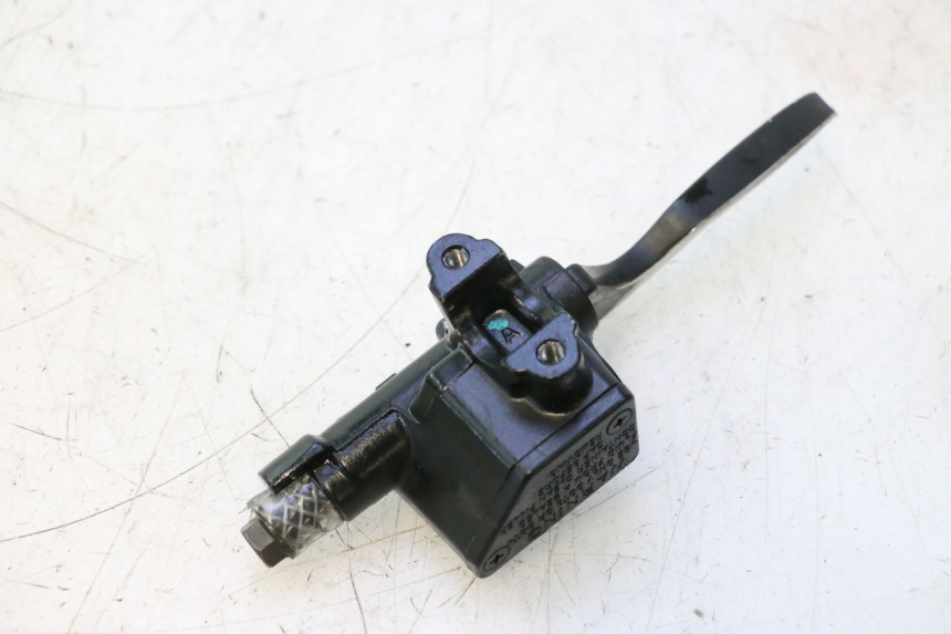 photo de REAR BRAKE MASTER CYLINDER PEUGEOT TWEET 4T 50 (2018 - 2022) - Alternative perspective