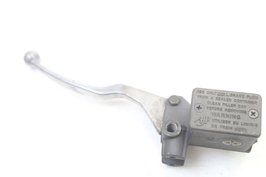 photo de REAR BRAKE MASTER CYLINDER SUZUKI UH BURGMAN 125 (2002 - 2006) - Component detail