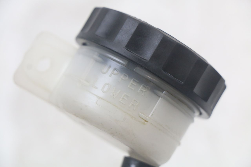 photo de REAR BRAKE MASTER CYLINDER KAWASAKI VERSYS ABS 650 (2015 - 2018) - Fixing points details