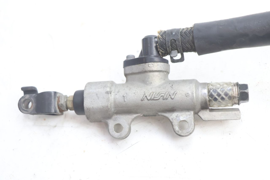 photo de REAR BRAKE MASTER CYLINDER HONDA VFR FI RC46 800 (1998 - 2001) - Component detail