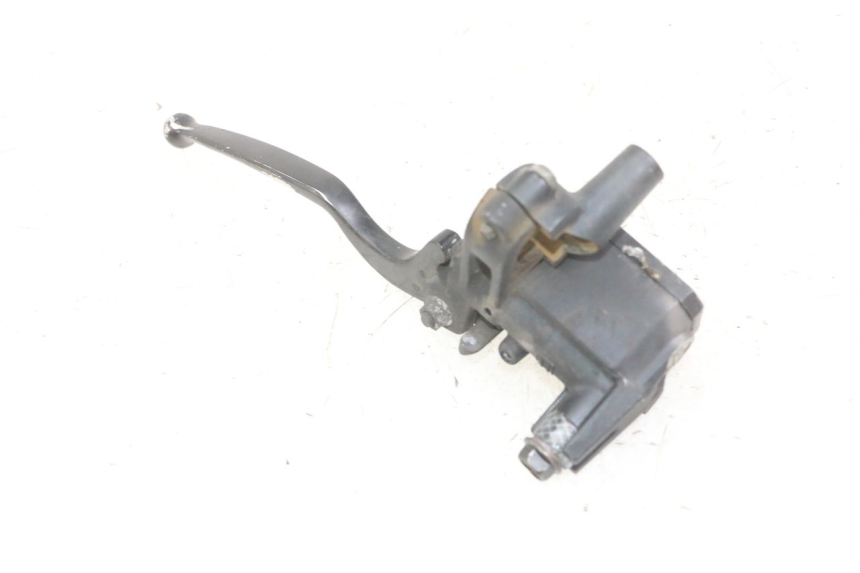 photo de REAR BRAKE MASTER CYLINDER YAMAHA XMAX X-MAX 125 (2006 - 2009) - Component detail