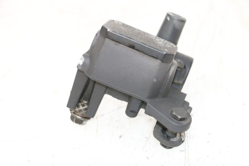 photo de REAR BRAKE MASTER CYLINDER YAMAHA XMAX X-MAX 125 (2006 - 2009) - Main view