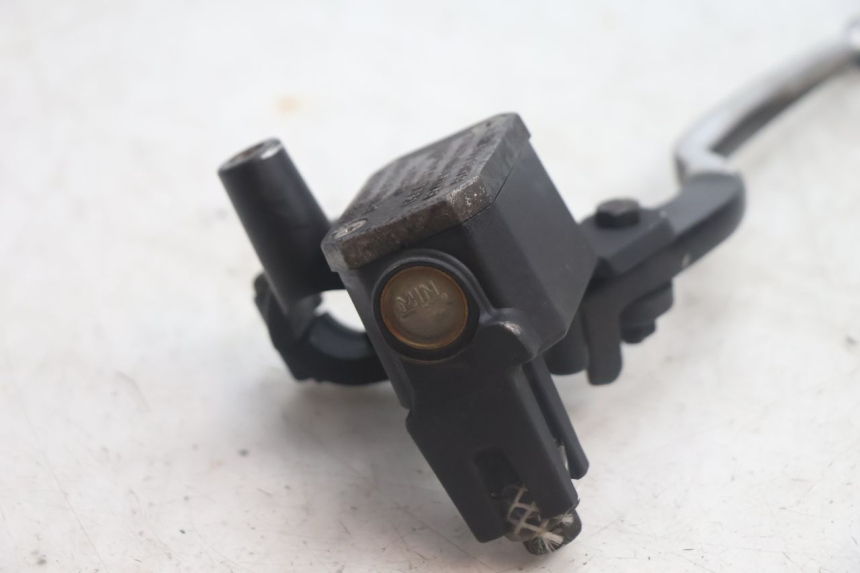 photo de REAR BRAKE MASTER CYLINDER YAMAHA XMAX X-MAX 125 (2006 - 2009) - Product overview