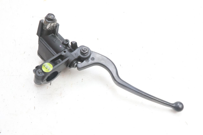 photo de REAR BRAKE MASTER CYLINDER YAMAHA X-MAX XMAX 125 (2010 - 2013) - Additional view of the item