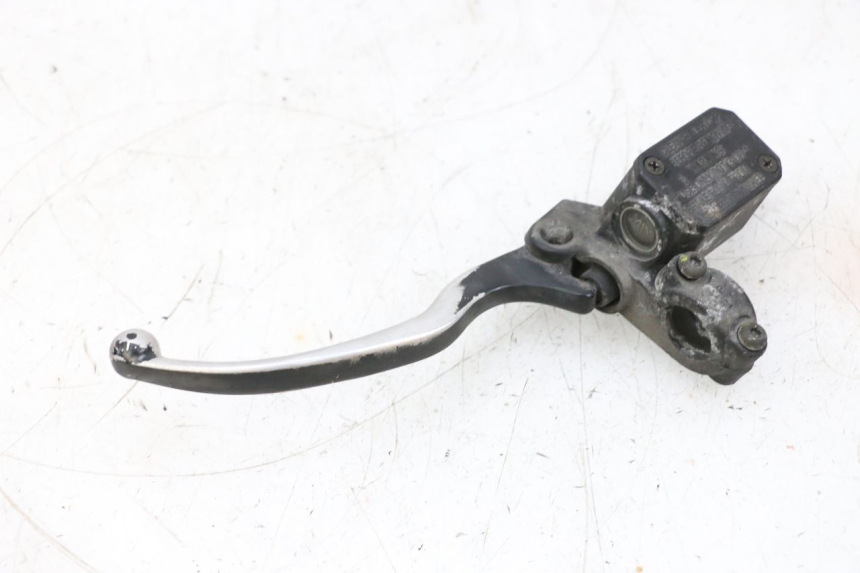 photo de REAR BRAKE MASTER CYLINDER PIAGGIO X8 125 (2004 - 2007) - Zoom on usage condition