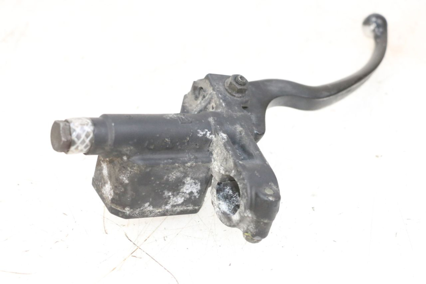 photo de REAR BRAKE MASTER CYLINDER PIAGGIO X8 125 (2004 - 2007) - Alternative perspective