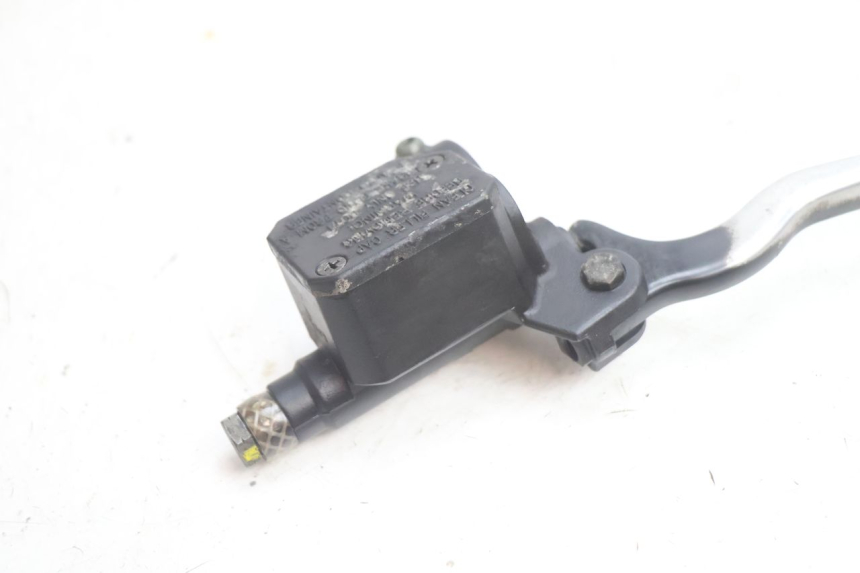 photo de REAR BRAKE MASTER CYLINDER PIAGGIO X9 EVOLUTION 125 (2003 - 2007) - Fixing points details